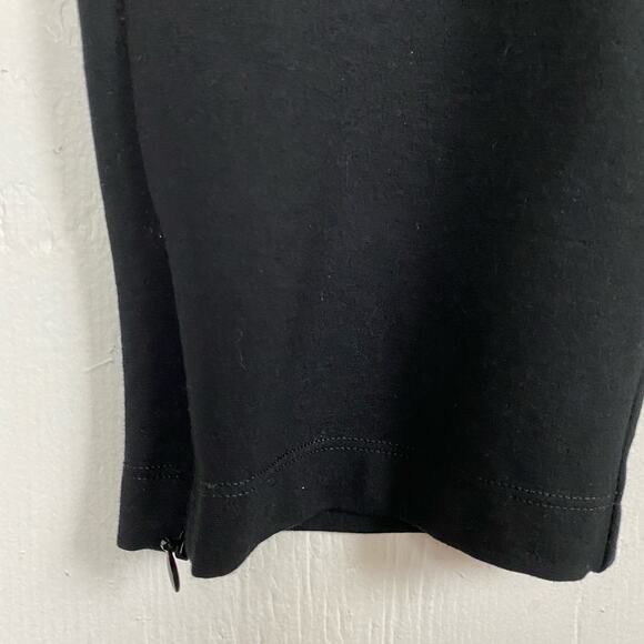 St. John Black Pull On Stretchy Knit Crop Capri Pants Size Large - Picture 3 of 6